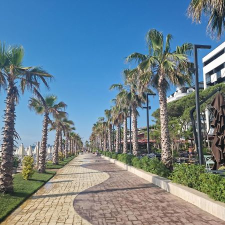 Hana Seaview Apartment Голем Екстериор снимка