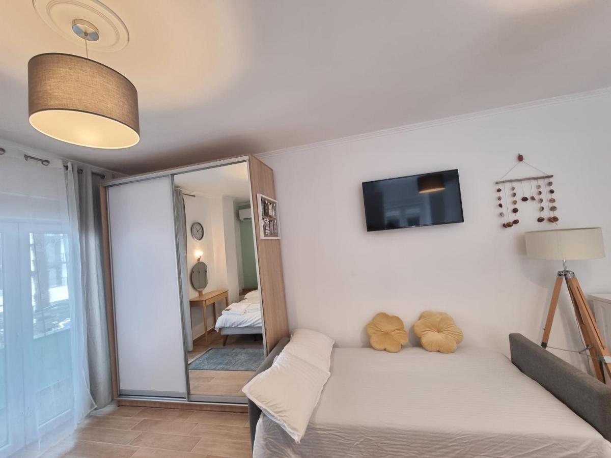 Hana Seaview Apartment Голем Екстериор снимка