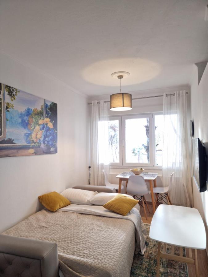 Hana Seaview Apartment Голем Екстериор снимка